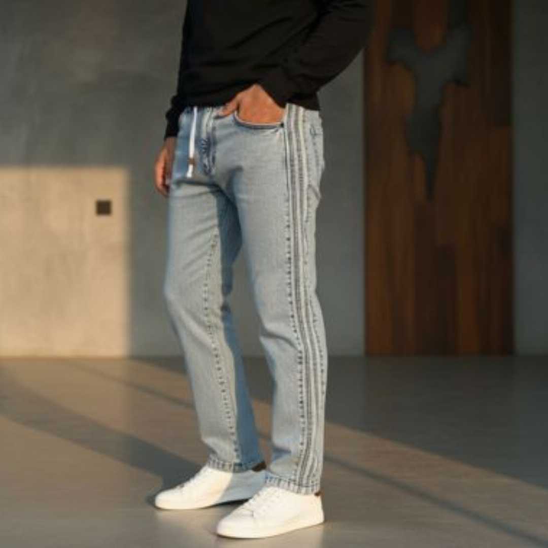 Ice Blue Denim Jogger, Dark Wash Denim Pant, Baggy Jogger Pants, Trendy Casual Pants, Street Style Pants, Comfortable Jogger Pant, Elastic Waistband Pant, Modern Fashion Pants