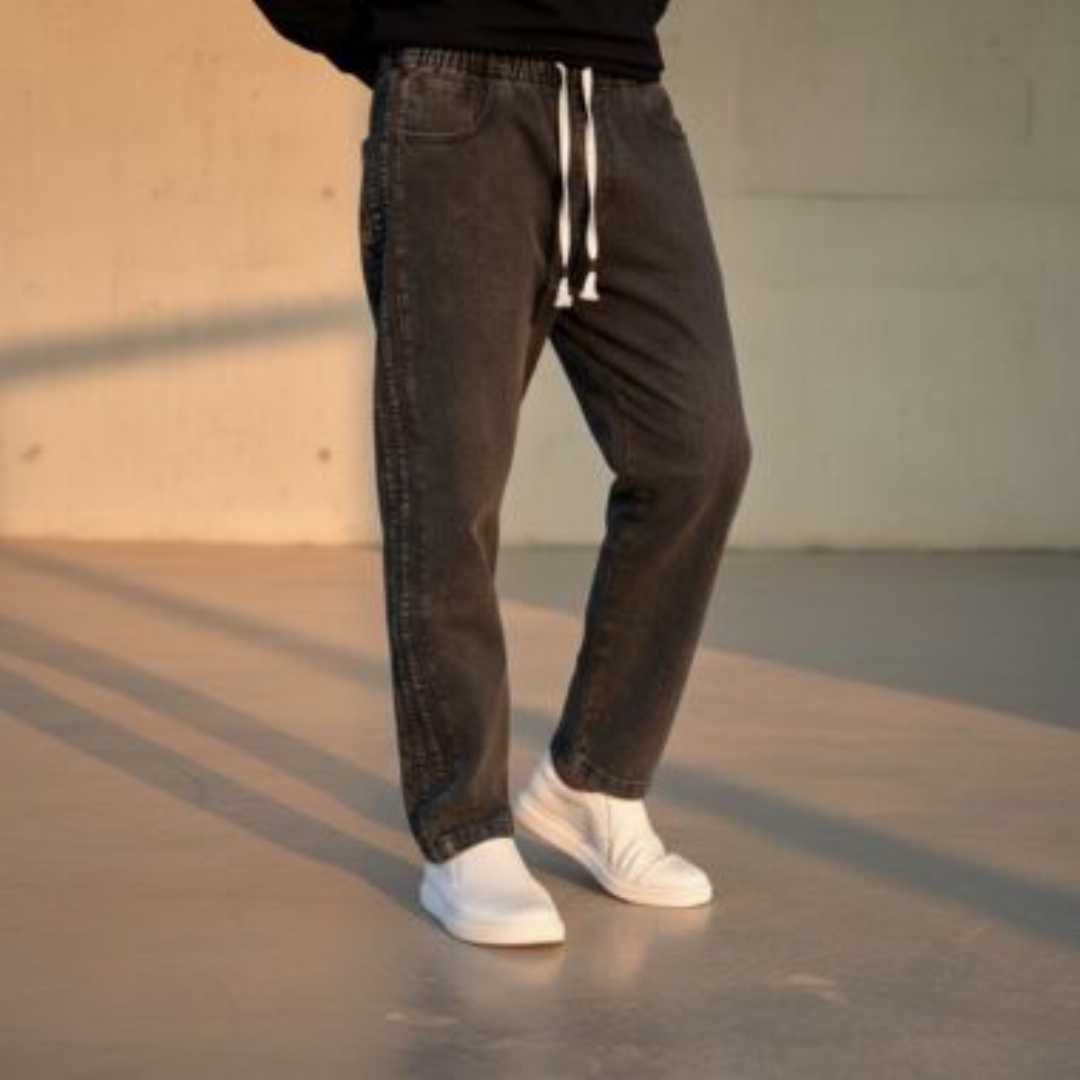 Ice Blue Denim Jogger, Dark Wash Denim Pant, Baggy Jogger Pants, Trendy Casual Pants, Street Style Pants, Comfortable Jogger Pant, Elastic Waistband Pant, Modern Fashion Pants